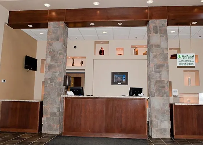 Paradise Inn And Suites