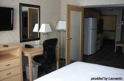 Paradise And Hotel