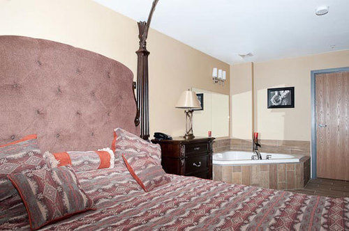 Paradise And Hotel Valleyview