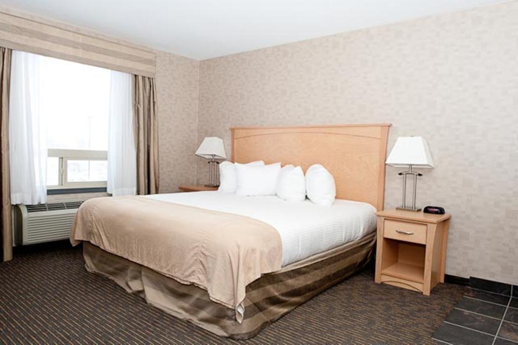 Paradise And Hotel Valleyview